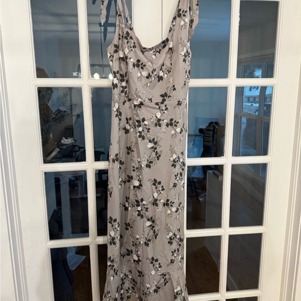 Chic Floral Midi Dress - Sage Green and White